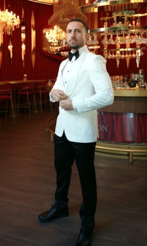 costum ginerică ivory