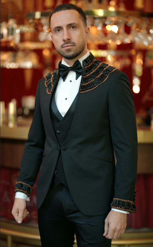 costum mire luxury