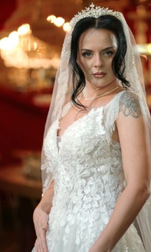 rochie de mireasă A-line cusută manual